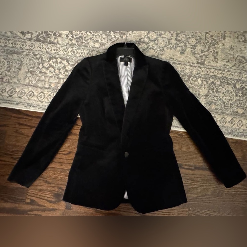 Women’s Jcrew black velvet blazer